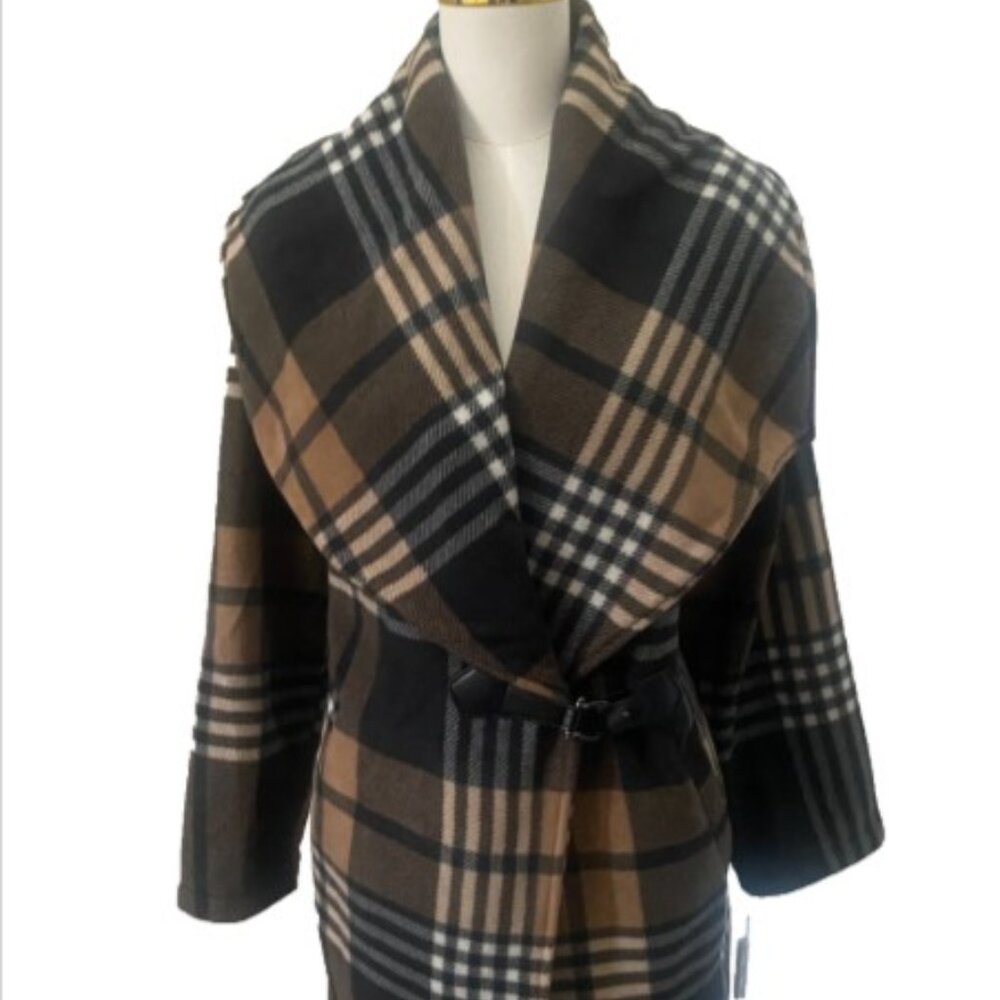 Ellen Reyes Woman Wrap Style Coat Black Tan Cream Plaid Collared Fleece L